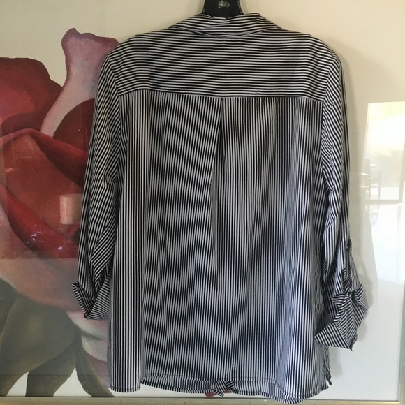 BeAUTiFuL Bl0uSe - Picture 4 of 12